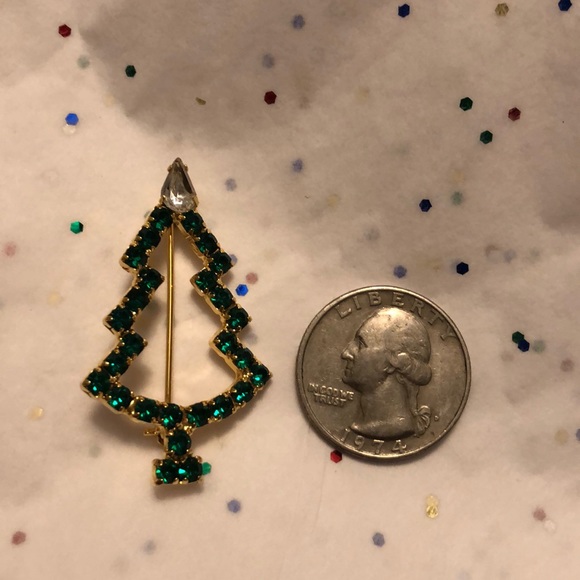 Crystal Christmas tree pin - Picture 4 of 4